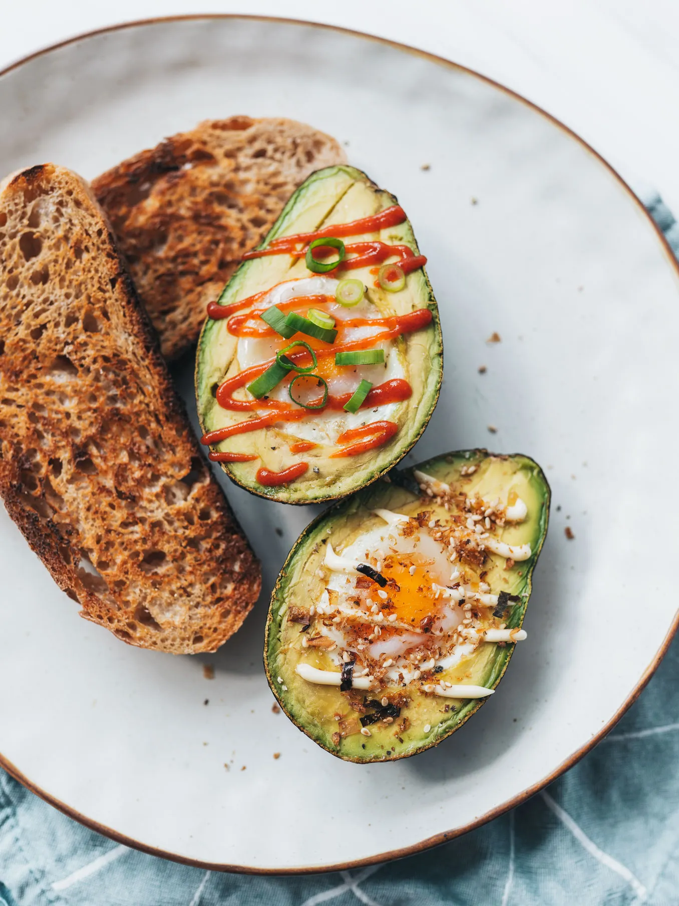 Baked Avocado Eggs