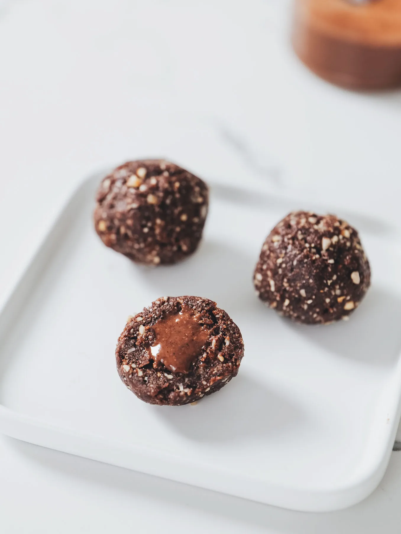 4-Ingredient Healthy Ferrero Balls